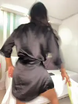 amara_queen_のライブXXXチャット