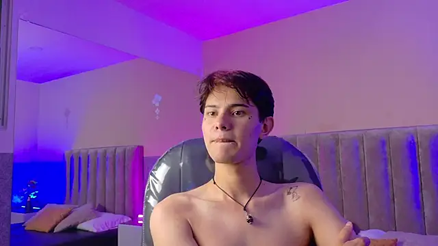 Derek_Sinn 在線直播表演