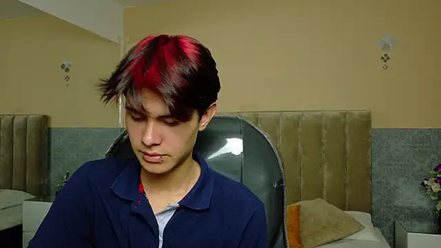 Derek_Sinn 在線直播表演