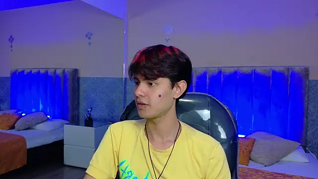 Derek_Sinn 在線直播表演