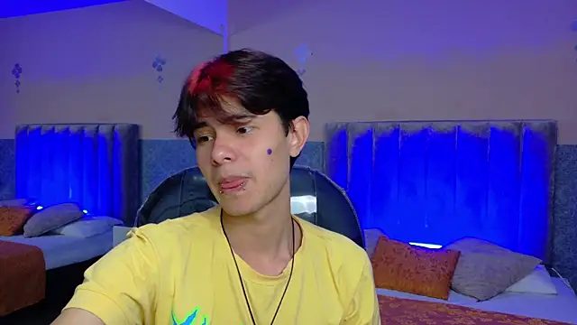 Derek_Sinn Show Webcam