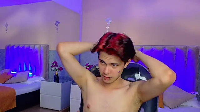 Derek_Sinn Adlı Modelin Web Kamerası Şovu