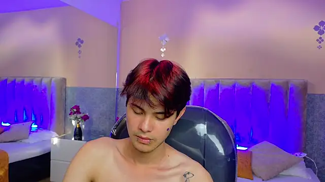 عرض كام Derek_Sinn
