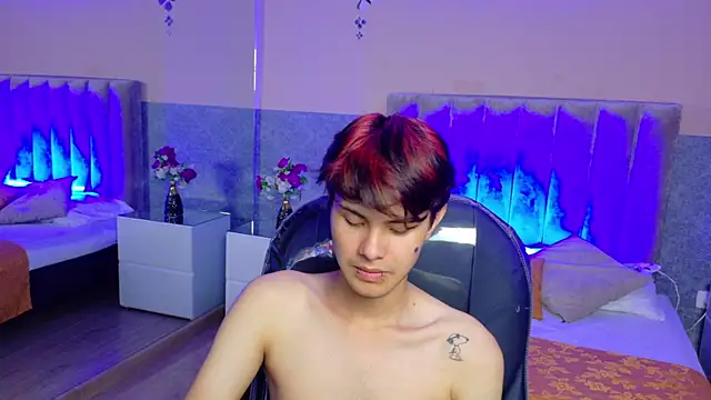 Derek_Sinn Show Webcam