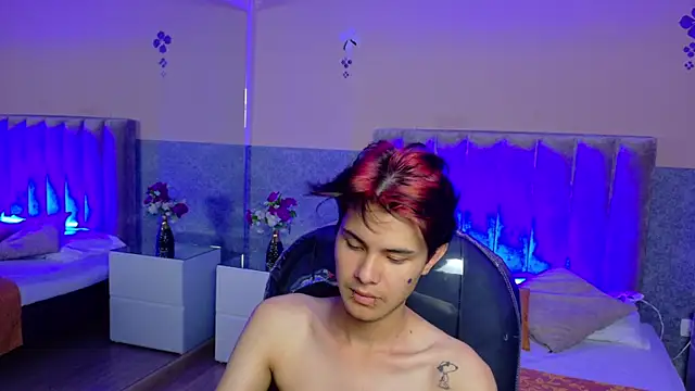 Derek_Sinn Show Webcam