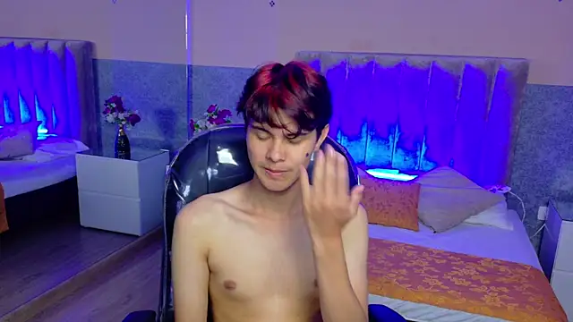 Webkamerová show Derek_Sinn