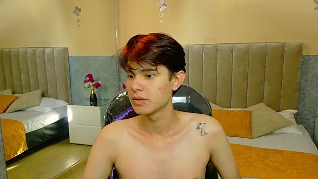 عرض كام Derek_Sinn