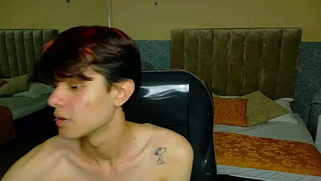 Derek_Sinn Live XXX Chat