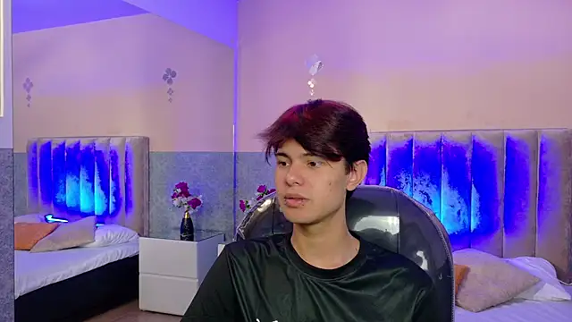 Derek_Sinn Webcam-Show