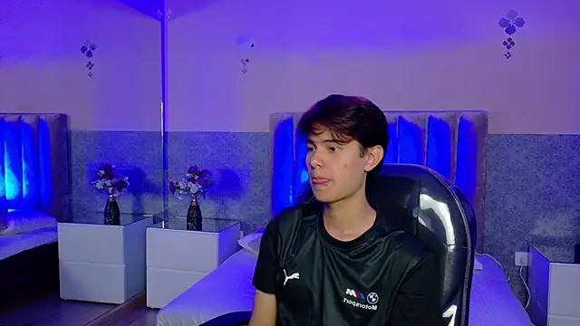 Show de Derek_Sinn na webcam
