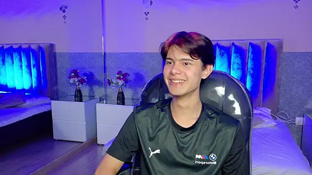Derek_Sinnのウェブカメラショー
