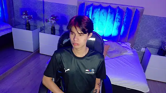 Derek_Sinn 网络视讯表演