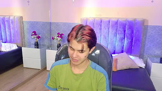 Webkamerová show Derek_Sinn