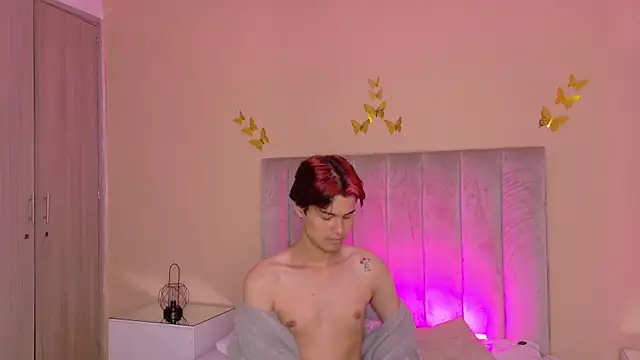 Derek_Sinn Chat XXX in diretta