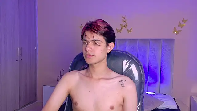 Derek_Sinn Шоу с уебкамера
