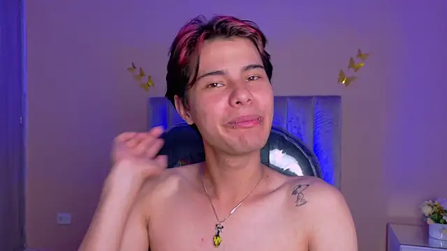 Derek_Sinn Show in webcam