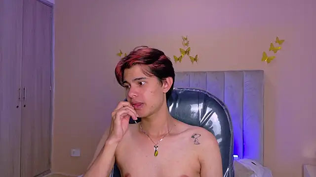 Derek_Sinn webkamerás műsora