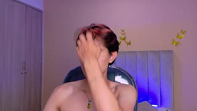 Derek_Sinnn Webbikameraesitys