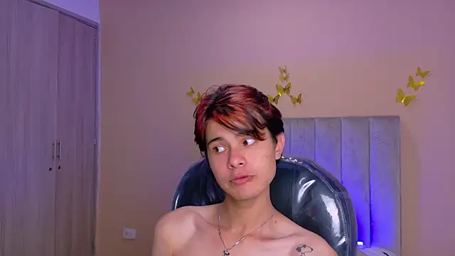 Derek_Sinn Adlı Modelin Web Kamerası Şovu