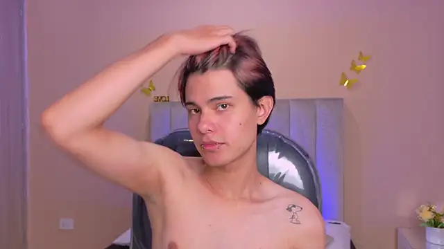 Derek_Sinn's Webcam Show