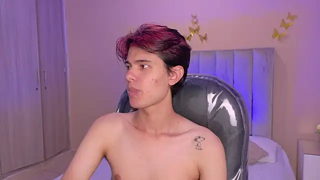 Derek_Sinn Adlı Modelin Web Kamerası Şovu