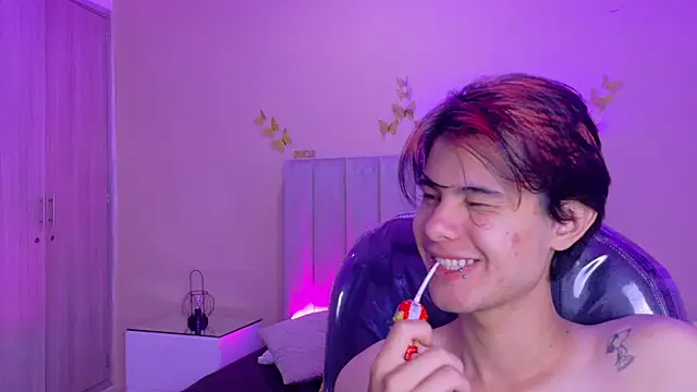 Derek_Sinn's Webcam Show