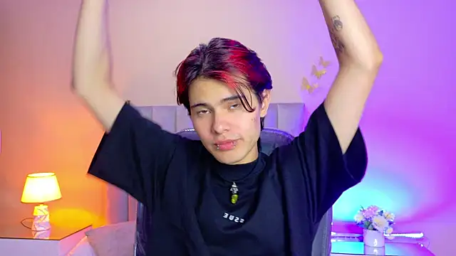 Živý XXX chat Derek_Sinn