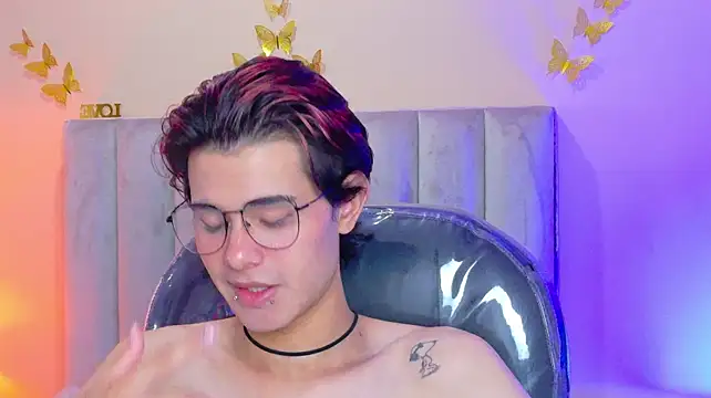 Derek_Sinn Webcamshow