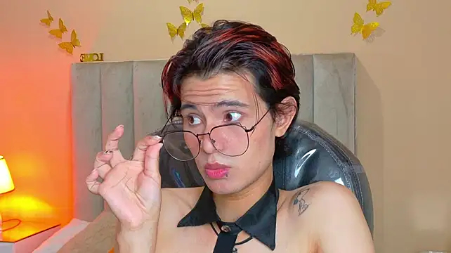 צ'אט XXX בשידור חי של Derek_Sinn