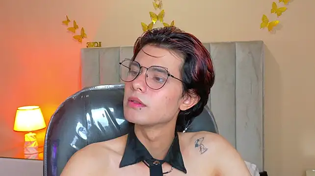 Derek_Sinn's Webcam Show