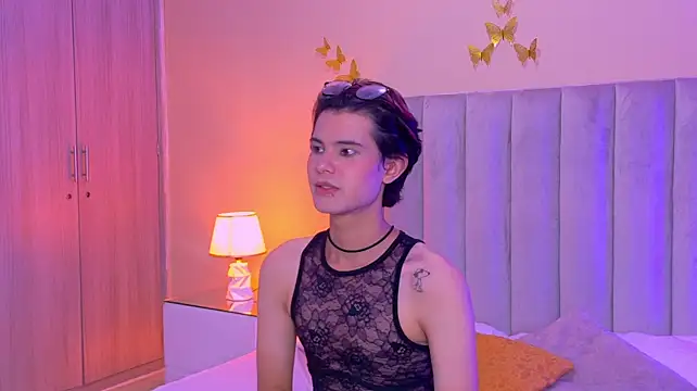Derek_Sinn Adlı Modelin Web Kamerası Şovu