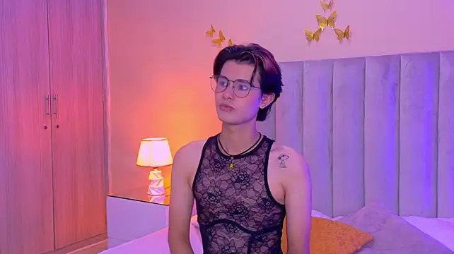 Derek_Sinn Adlı Modelin Web Kamerası Şovu