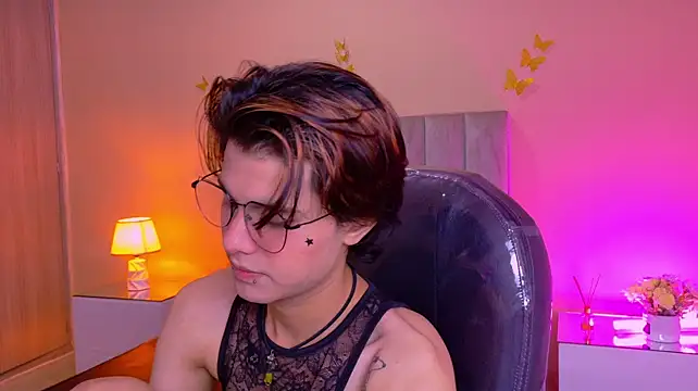 Derek_Sinn 网络视讯表演