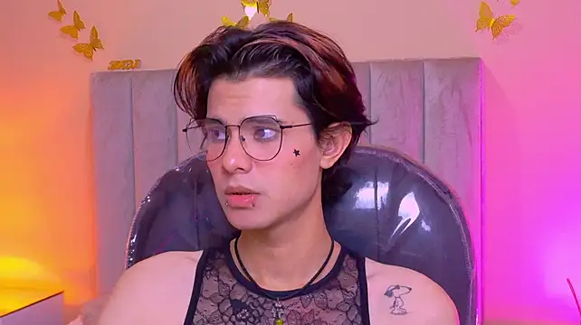 Derek_Sinn Show Webcam