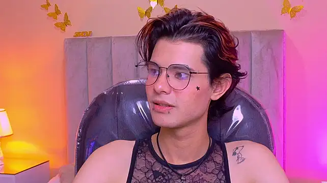 Derek_Sinn webcam show