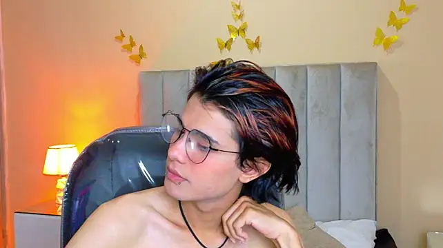 عرض كام Derek_Sinn
