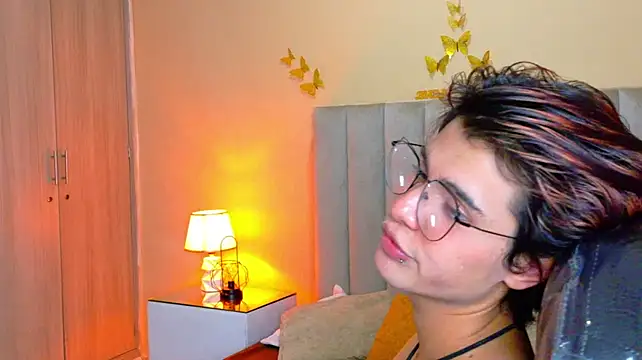 Derek_Sinn Show Webcam