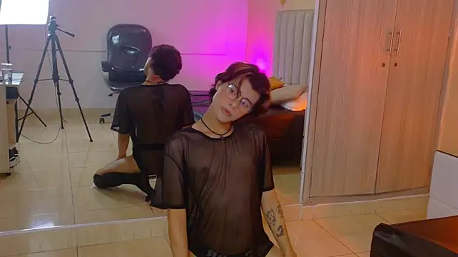 Derek_SinnのライブXXXチャット