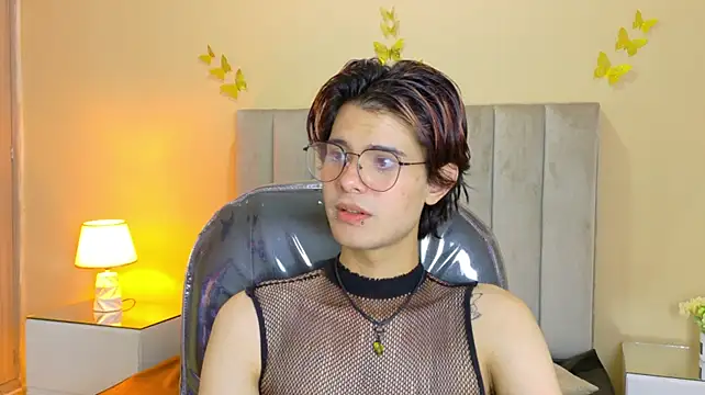 Derek_Sinn's Live XXX Chat