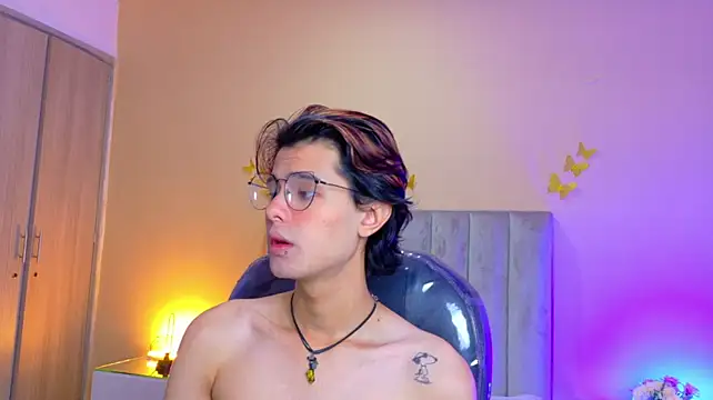 Derek_Sinn Pertunjukan Webcam
