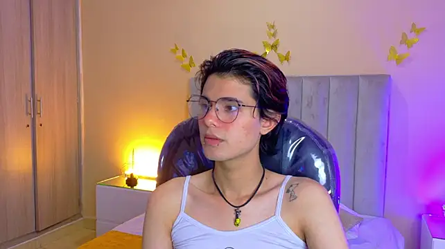 Derek_Sinn Adlı Modelin Web Kamerası Şovu