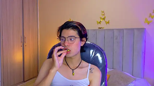 Derek_Sinn Webcam show
