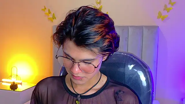 Derek_Sinn Show Webcam