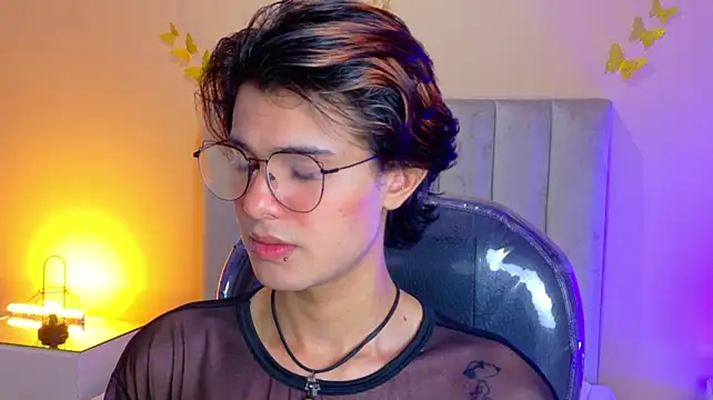 Derek_Sinn Webcamshow
