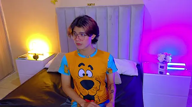 Derek_Sinn Adlı Modelin Web Kamerası Şovu