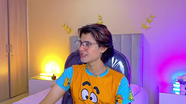 عرض كام Derek_Sinn