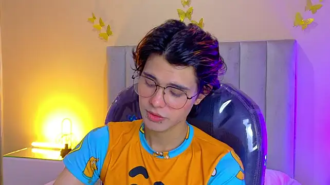 Derek_Sinn Show Webcam