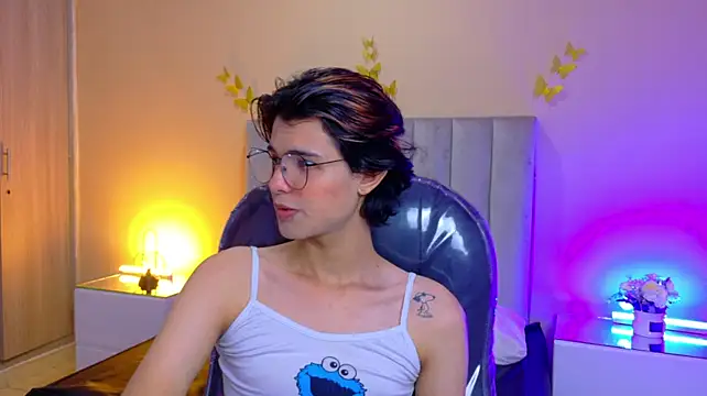 Derek_Sinnn Webbikameraesitys