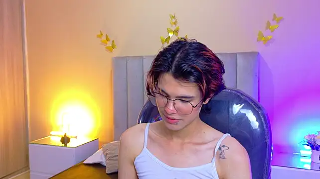 Derek_Sinnn Webbikameraesitys