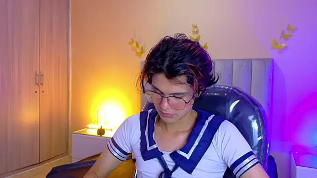 Derek_Sinn Webcamshow
